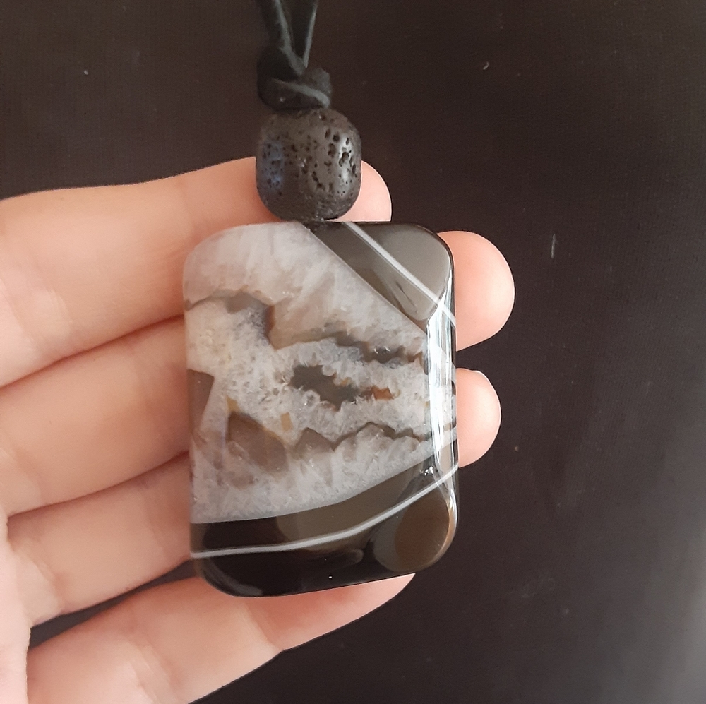 BEAUTIFUL-Natural Square Black & White Agate/Black Lava Stone/Suede Necklace